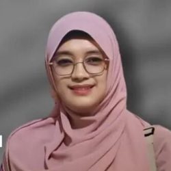 Ustadzah-Dewi-Chamidah